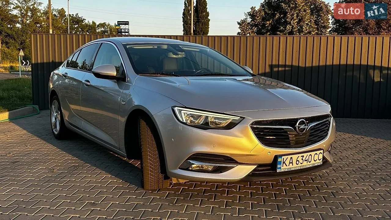 2017 Opel Insignia - мініатюра 2