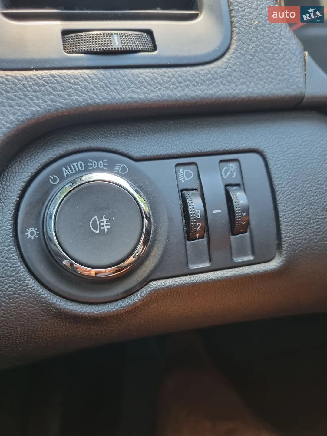 2011 Opel Insignia - мініатюра 24