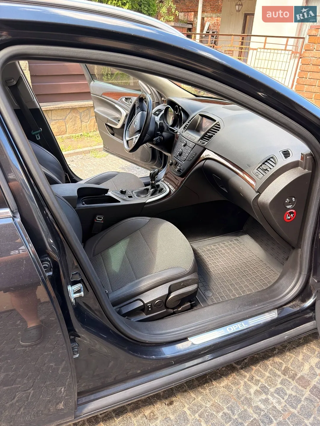 2010 Opel Insignia - мініатюра 13