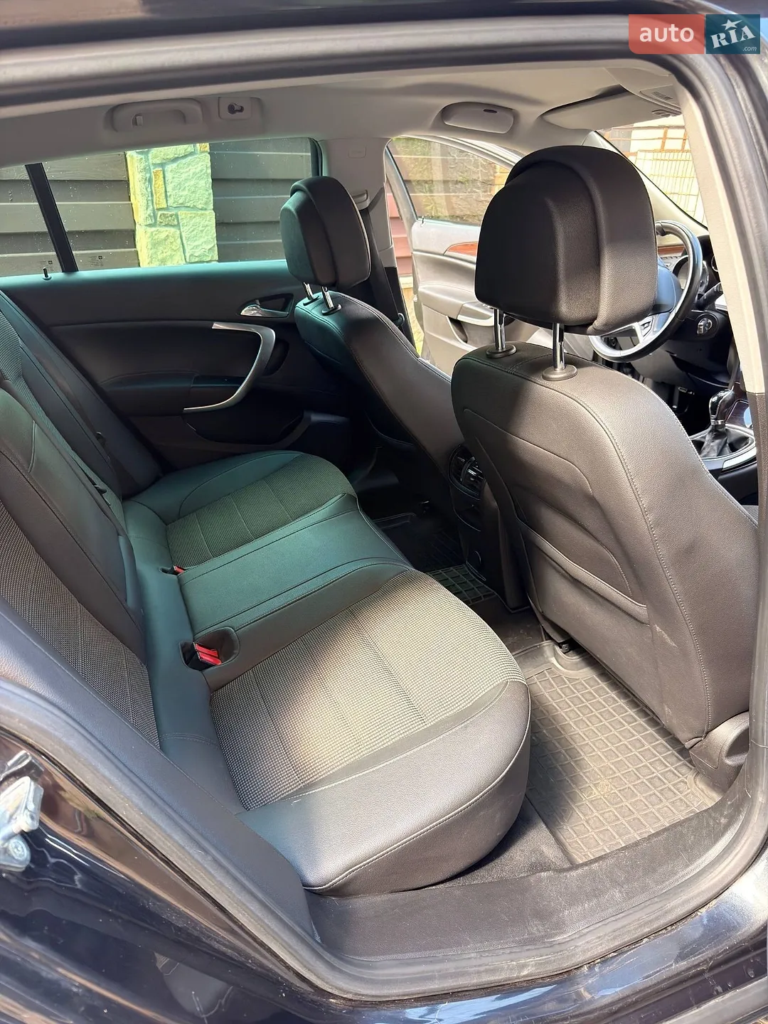 2010 Opel Insignia - мініатюра 17