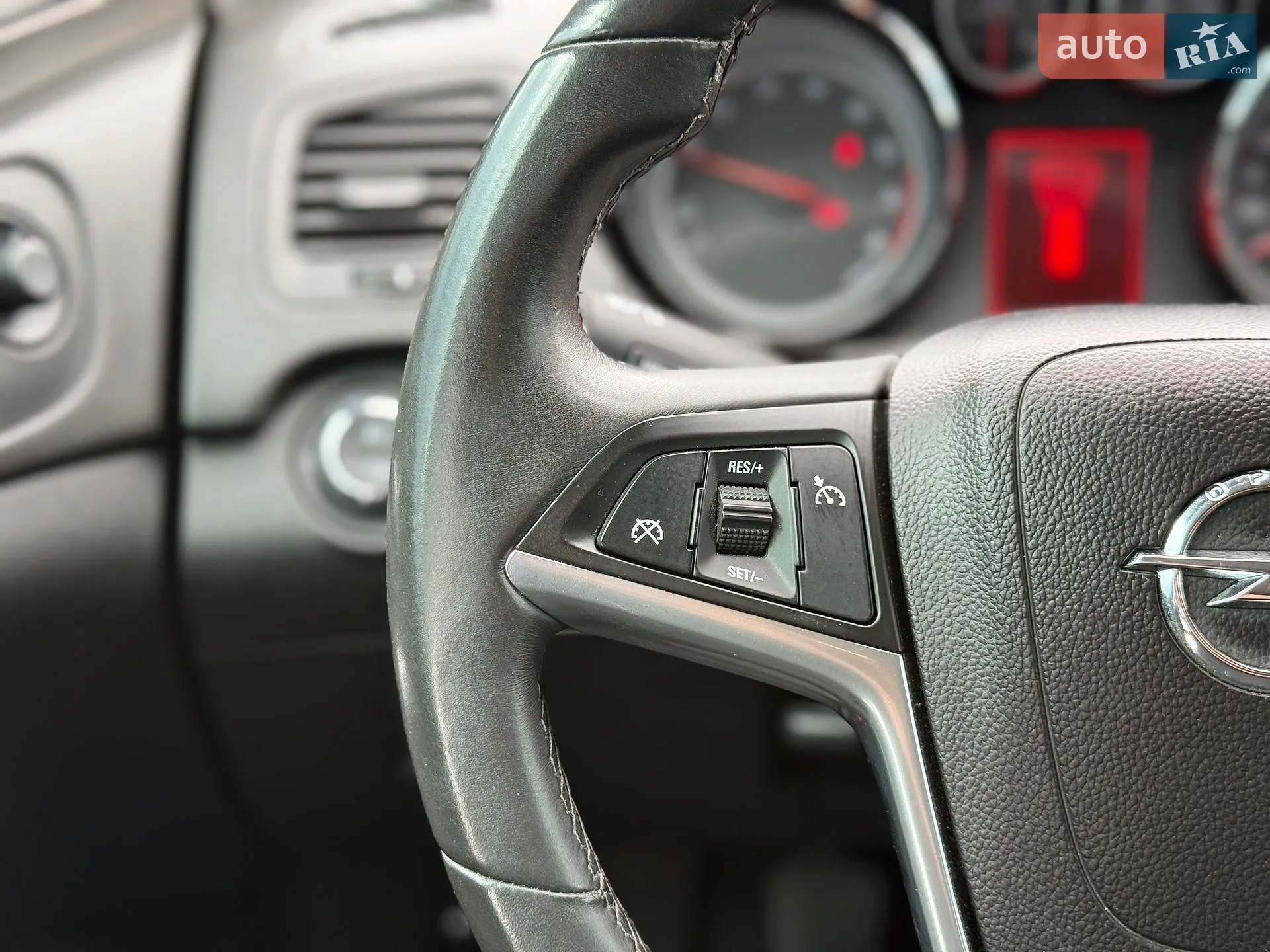 2012 Opel Insignia - мініатюра 17