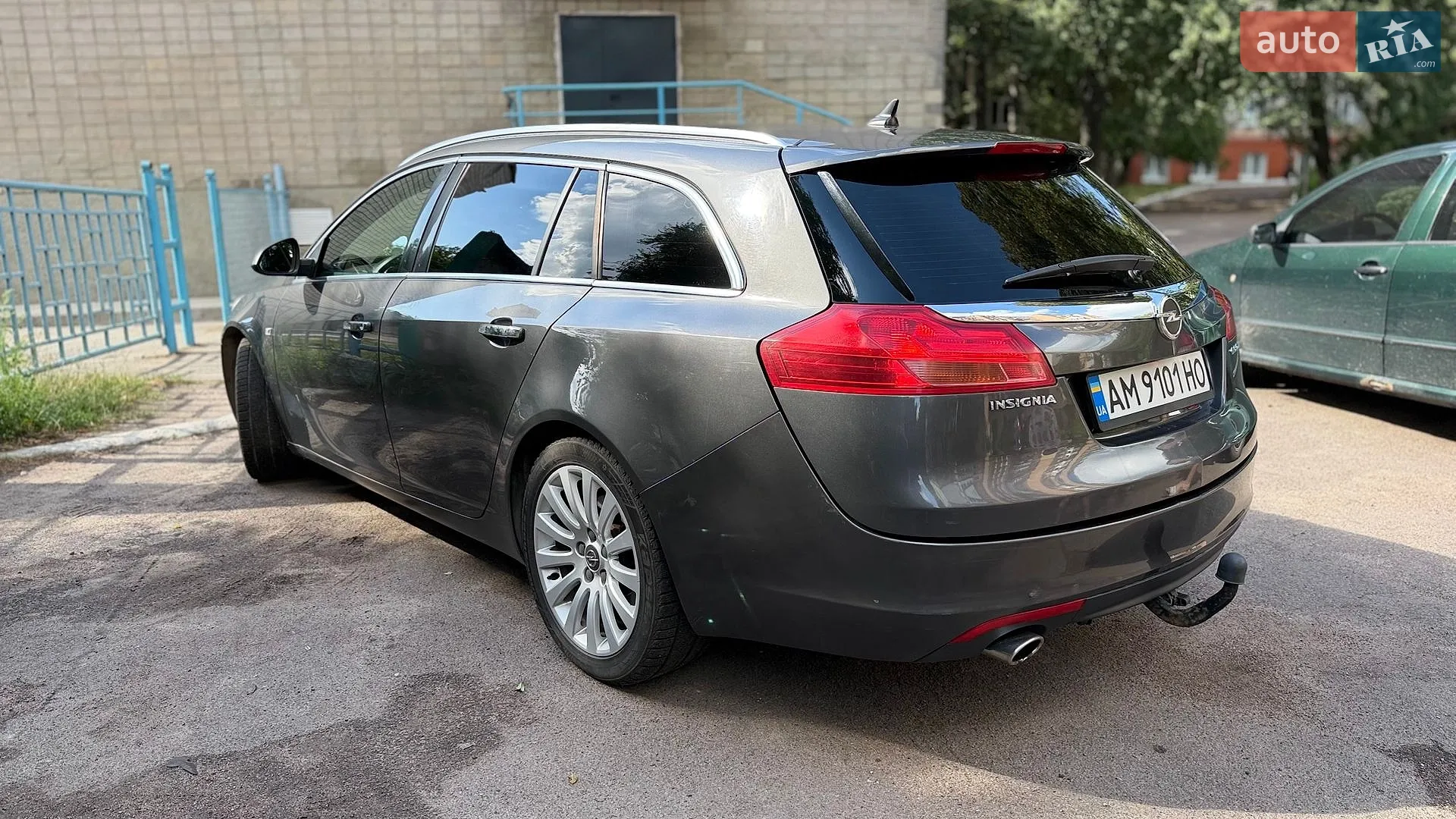 2010 Opel Insignia - мініатюра 8
