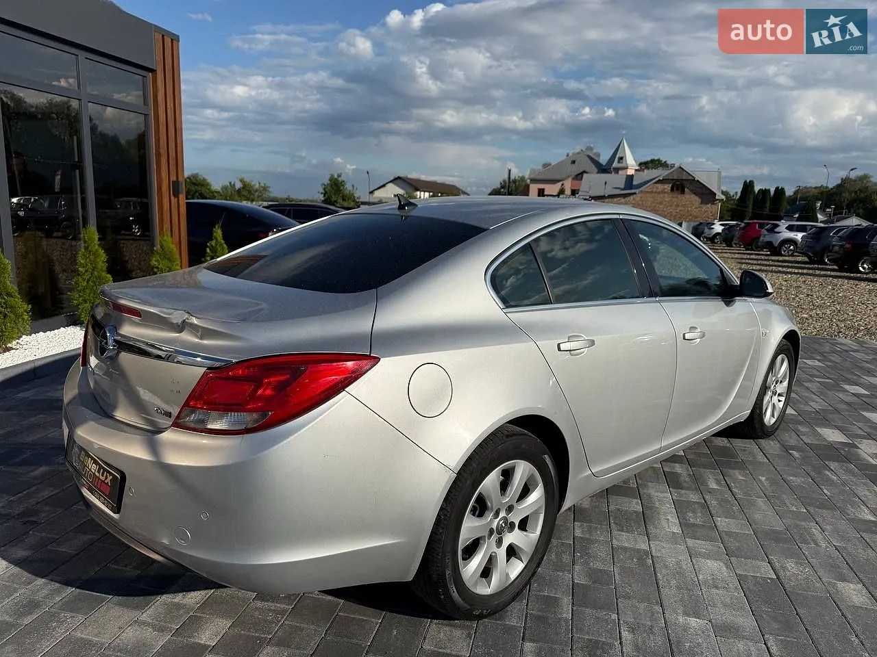 2010 Opel Insignia - мініатюра 7