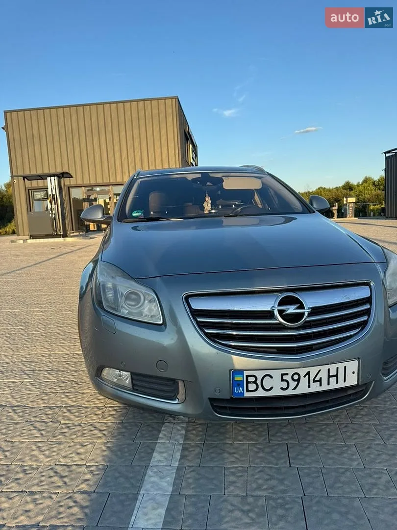 2010 Opel Insignia - мініатюра 6