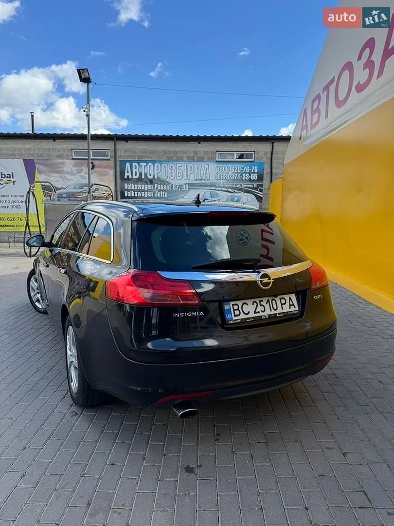 2010 Opel Insignia - мініатюра 7