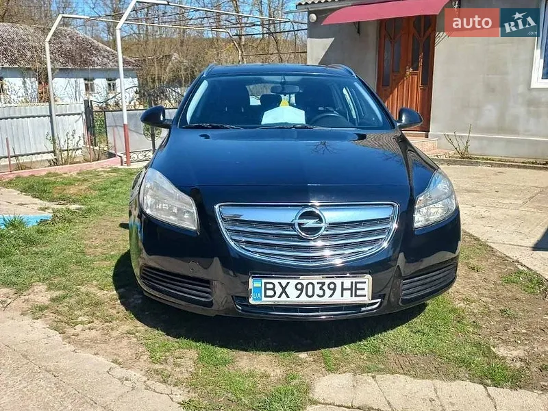 Opel Insignia 2011