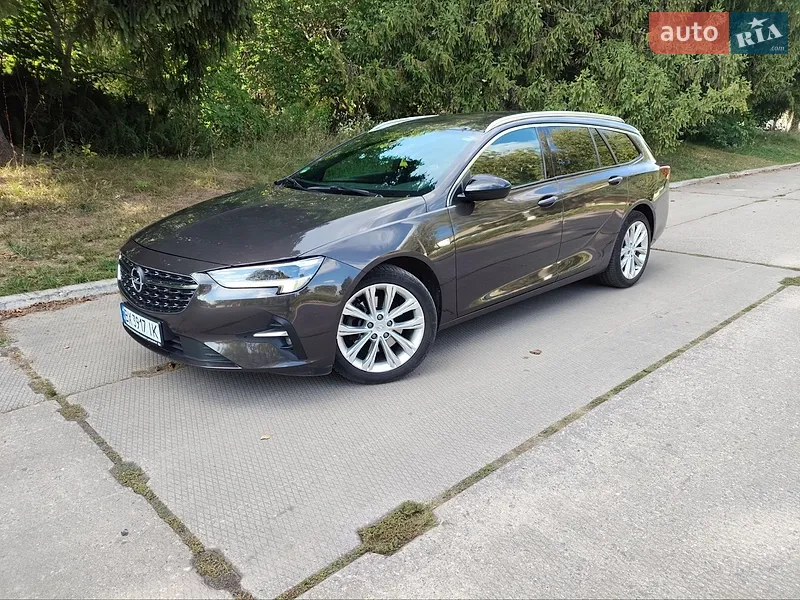 Opel Insignia 2021