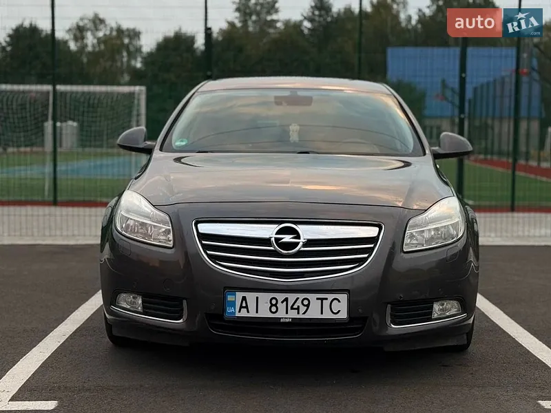 Opel Insignia 2011
