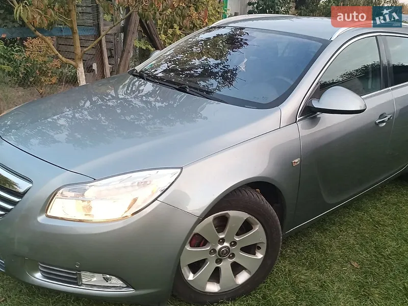 Opel Insignia 2011