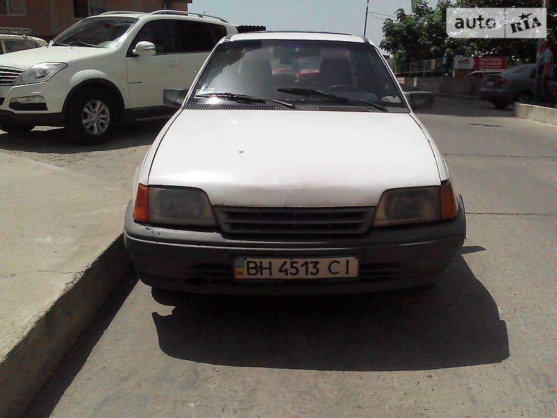 Седан Opel Kadett 1986 в Одессе