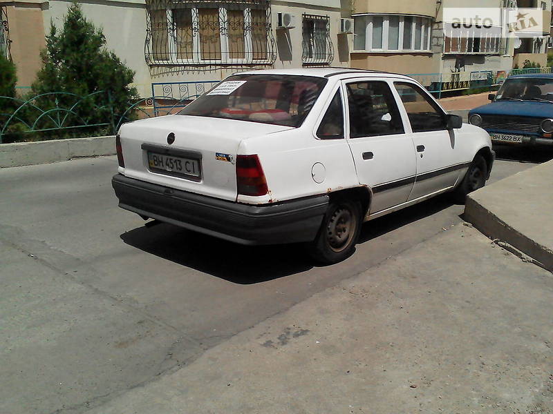 Седан Opel Kadett 1986 в Одессе