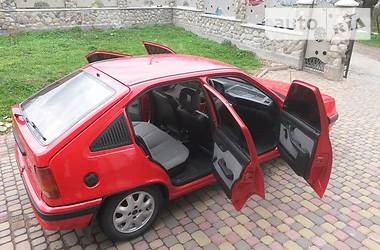 Хэтчбек Opel Kadett 1991 в Ивано-Франковске