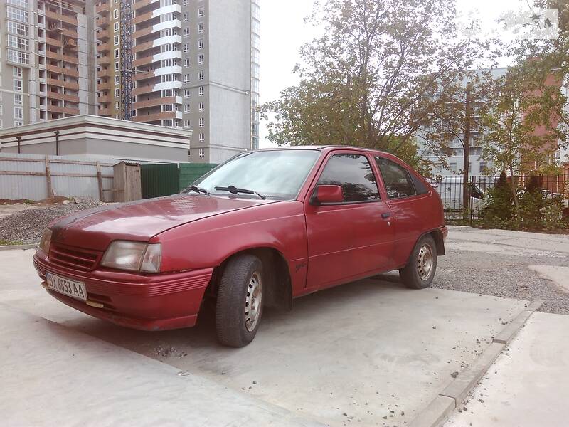 Хетчбек Opel Kadett 1988 в Хмельницькому фото 3 Хетчбек Opel Kadett 1988 в Хмельницькому
