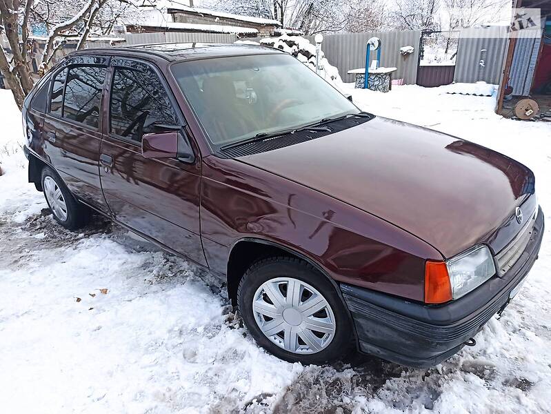 Opel Kadett 1.6i Mono