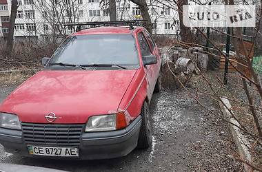 Хэтчбек Opel Kadett 1987 в Черновцах
