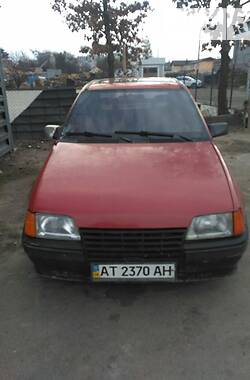 Хетчбек Opel Kadett 1988 в Львові