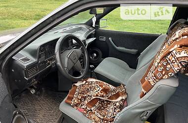Универсал Opel Kadett 1986 в 
