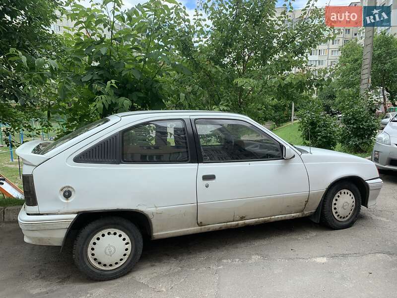 Хетчбек Opel Kadett 1988 в Рівному