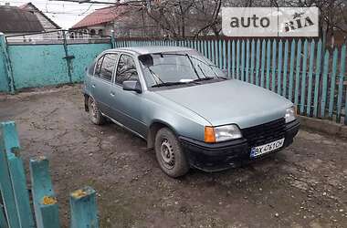 Хэтчбек Opel Kadett 1986 в Каменец-Подольском