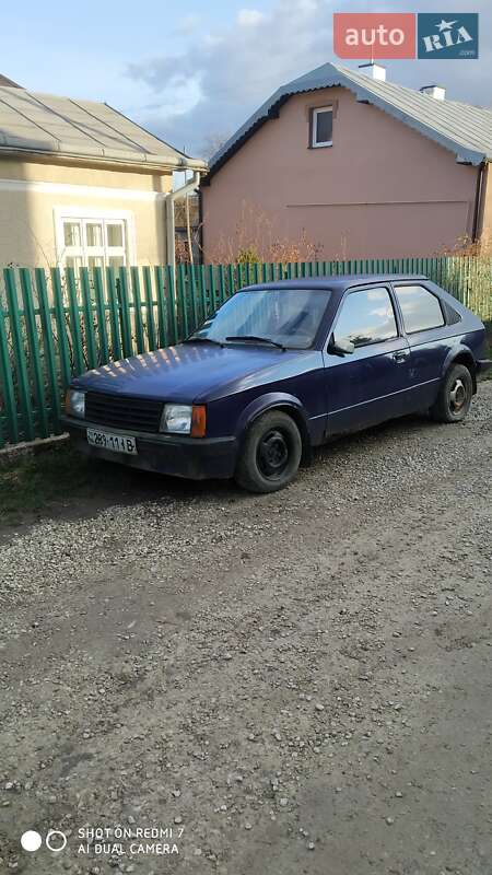 Седан Opel Kadett 1984 в Івано-Франківську
