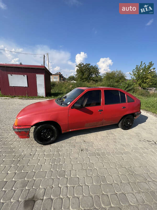 Хетчбек Opel Kadett 1986 в Дрогобичі
