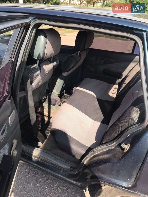 Седан Opel Kadett 1986 в Дніпрі