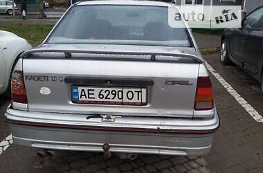 Хэтчбек Opel Kadett 1988 в Ковеле