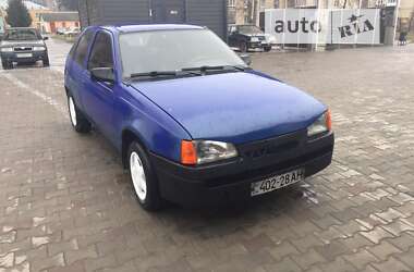 Хэтчбек Opel Kadett 1988 в Маньковке