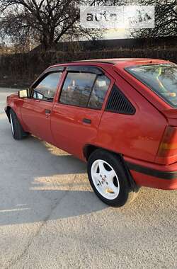 Хэтчбек Opel Kadett 1988 в Запорожье