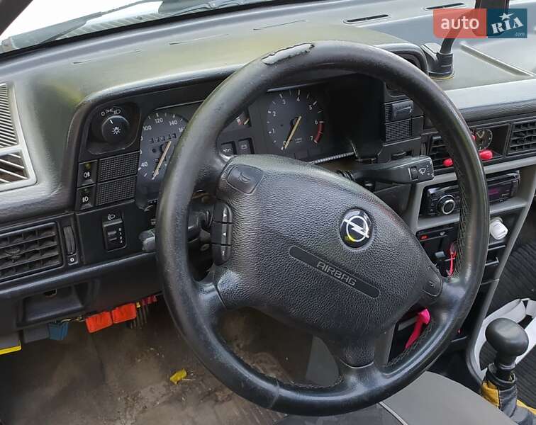 Хетчбек Opel Kadett 1988 в Львові