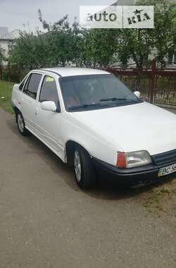Седан Opel Kadett 1991 в Стрые