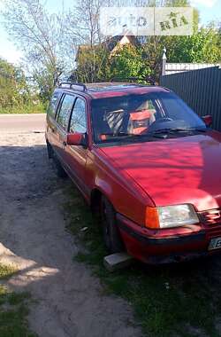 Універсал Opel Kadett 1988 в Житомирі