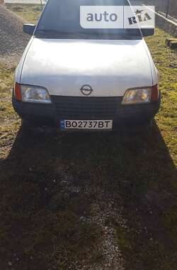 Универсал Opel Kadett 1985 в Тернополе