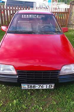 Хэтчбек Opel Kadett 1986 в Ивано-Франковске