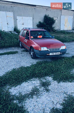 Универсал Opel Kadett 1990 в 