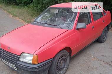 Седан Opel Kadett 1987 в Летичеве