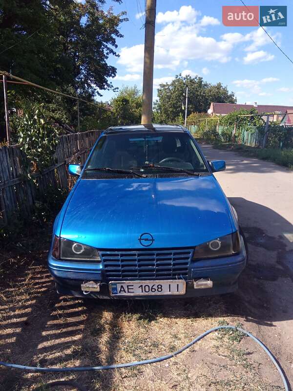 Хетчбек Opel Kadett 1987 в Софіївці