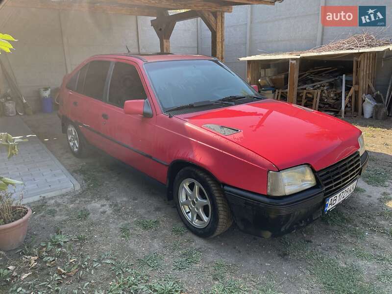 Хетчбек Opel Kadett 1988 в Вінниці