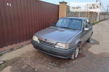 Хэтчбек Opel Kadett 1990 в Виннице