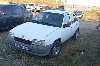 Хэтчбек Opel Kadett 1989 в Ивано-Франковске