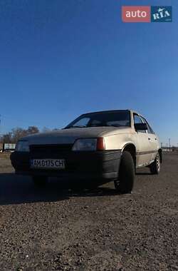 Седан Opel Kadett 1985 в Бердичеве