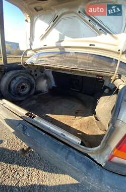 Седан Opel Kadett 1985 в 