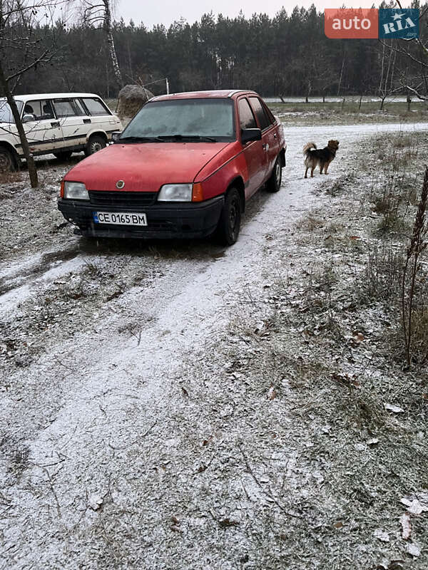 Седан Opel Kadett 1990 в Львові