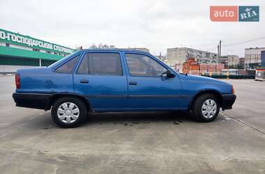 Седан Opel Kadett 1988 в Павлограде