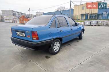 Седан Opel Kadett 1988 в Павлограде