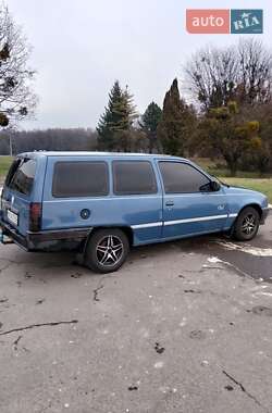 Універсал Opel Kadett 1988 в Рівному