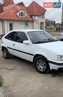 Хэтчбек Opel Kadett 1988 в Коломые