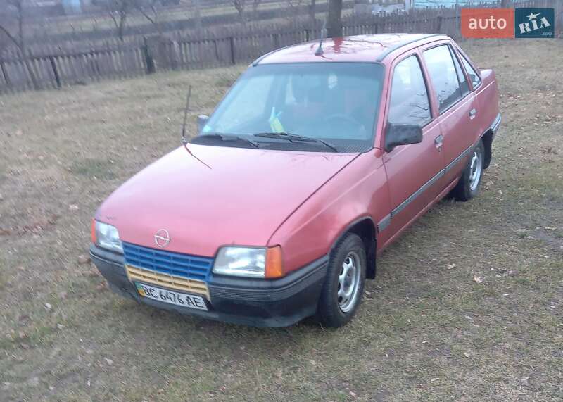 Седан Opel Kadett 1987 в Горохові