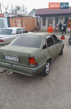 Седан Opel Kadett 1990 в Одессе