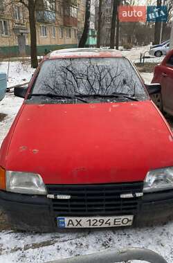 Хэтчбек Opel Kadett 1987 в Харькове